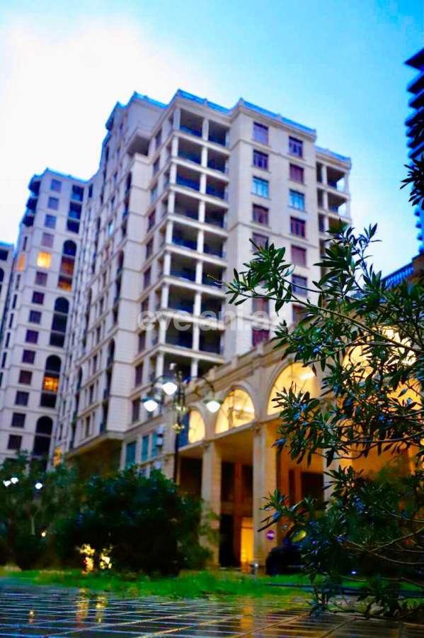 Satılır, yeni tikili, 4 otaqlı, 232 m², Bakı, Nəsimi r.