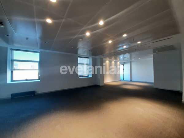 Сдаётся, офис, 30-комнаты, 710 m², Баку, Насиминский r.