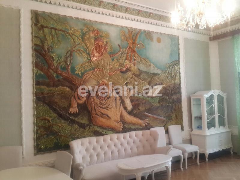 Satılır, köhnə tikili, 3 otaqlı, 100 m², Bakı, Səbail r, Sahil m.