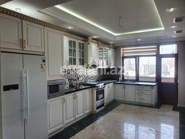 Satılır, yeni tikili, 3 otaqlı, 141 m², Bakı, Nəsimi r, 3-cü mikrorayon q.