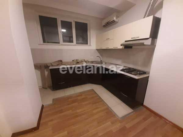 Сдаётся, офис, 11-комнаты, 460 m², Баку, Хатаинский r, Шах Исмаил Хатаи m.