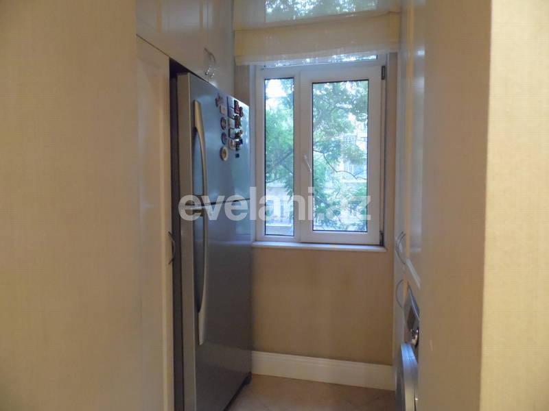 Rent, old building, 3 room, 83 m², Baku, Sabail r.