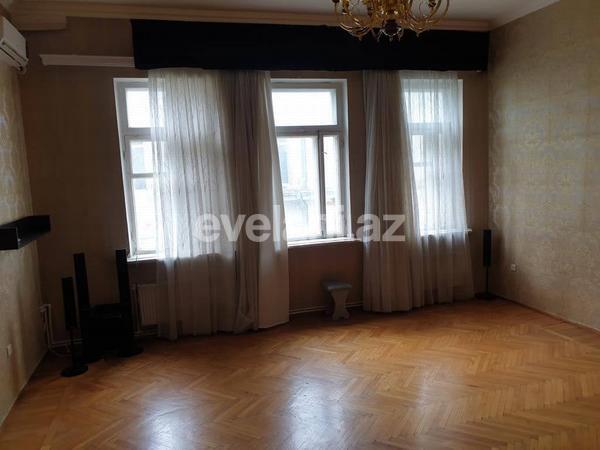 Kirayə verilir, ofis, 4 otaqlı, 155 m², Bakı, Səbail r.