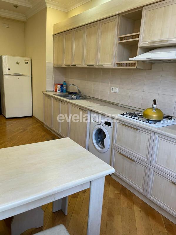 Kirayə verilir, yeni tikili, 3 otaqlı, 131 m², Bakı, Yasamal r.