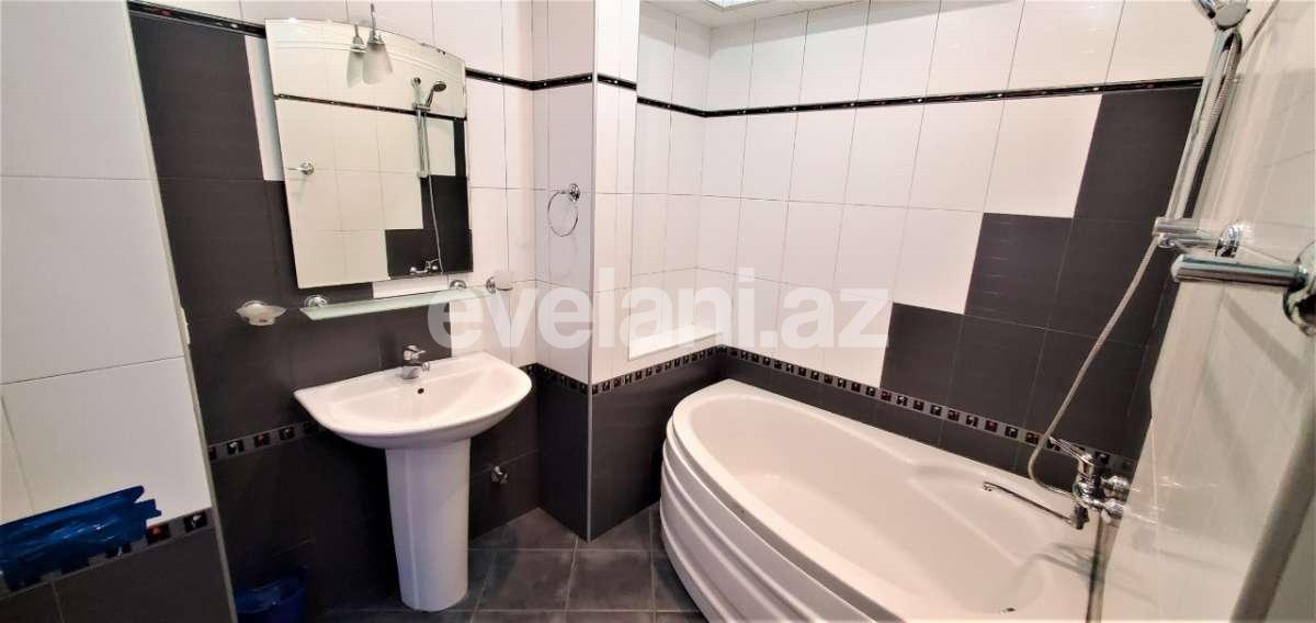 Rent, old building, 3 room, 130 m², Baku, Sabail r.