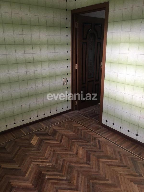 Satılır, köhnə tikili, 4 otaqlı, 100 m², Bakı, Nəsimi r, 3-cü mikrorayon q.