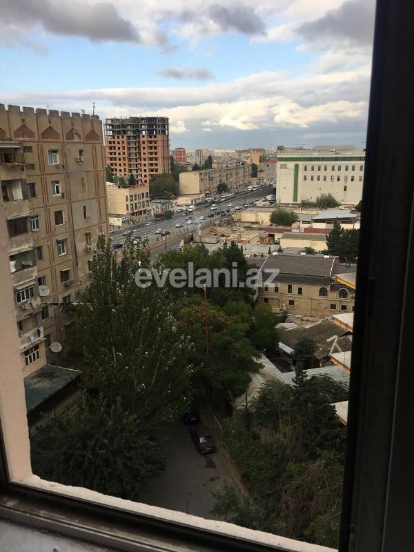 Satılır, köhnə tikili, 4 otaqlı, 100 m², Bakı, Nəsimi r, 3-cü mikrorayon q.