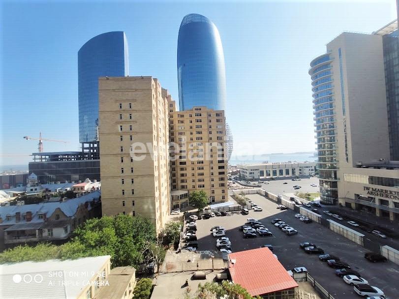 Kirayə verilir, ofis, 16 otaqlı, 1030 m², Bakı, Səbail r, Sahil m.