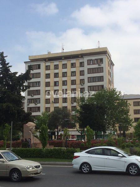 Satılır, köhnə tikili, 2 otaqlı, 55 m², Bakı, Nərimanov r, Gənclik m.