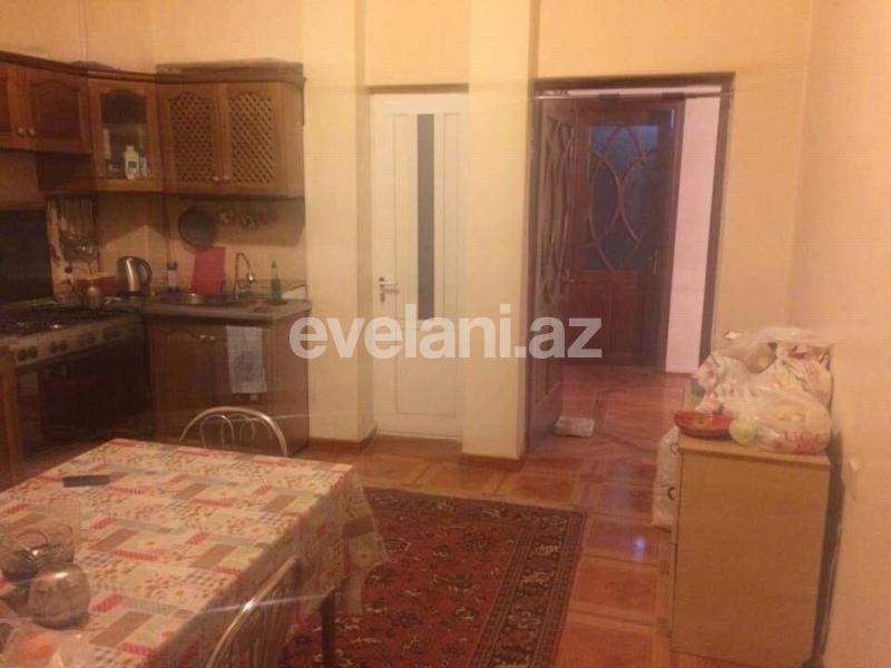 Satılır, köhnə tikili, 3 otaqlı, 125 m², Bakı, Səbail r, Sahil m.