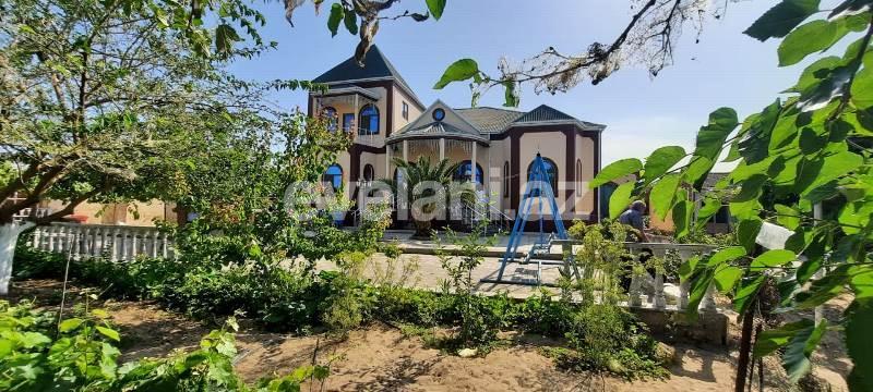 Satılır, həyət evi / bağ, 5 otaqlı, 300 m², Bakı, Xəzər r.