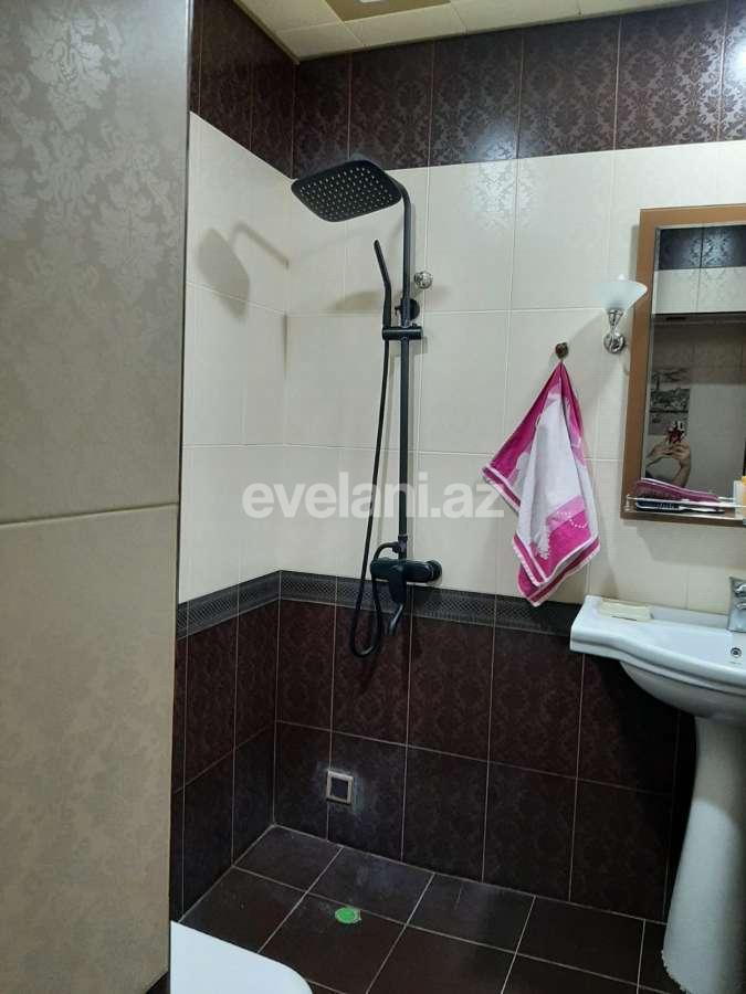 Satılır, köhnə tikili, 3 otaqlı, 85 m², Bakı, Binəqədi r, M. Rəsulzadə q, Azadlıq prospekti m.