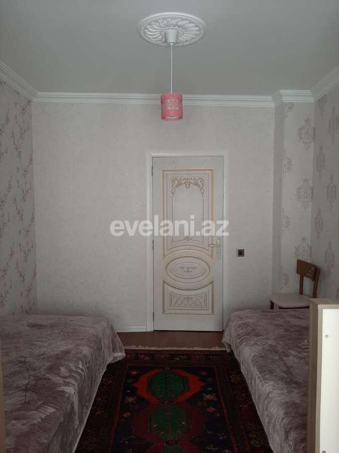 Satılır, köhnə tikili, 3 otaqlı, 85 m², Bakı, Binəqədi r, M. Rəsulzadə q, Azadlıq prospekti m.