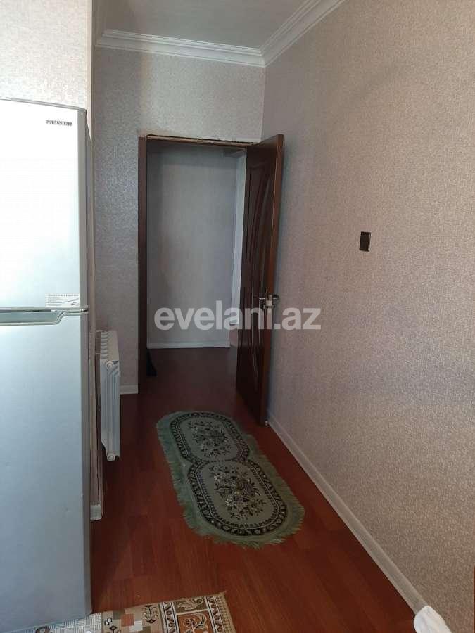 Satılır, köhnə tikili, 3 otaqlı, 85 m², Bakı, Binəqədi r, M. Rəsulzadə q, Azadlıq prospekti m.