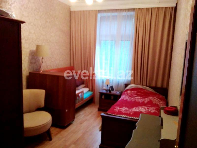 Satılır, köhnə tikili, 4 otaqlı, 102 m², Bakı, Yasamal r.