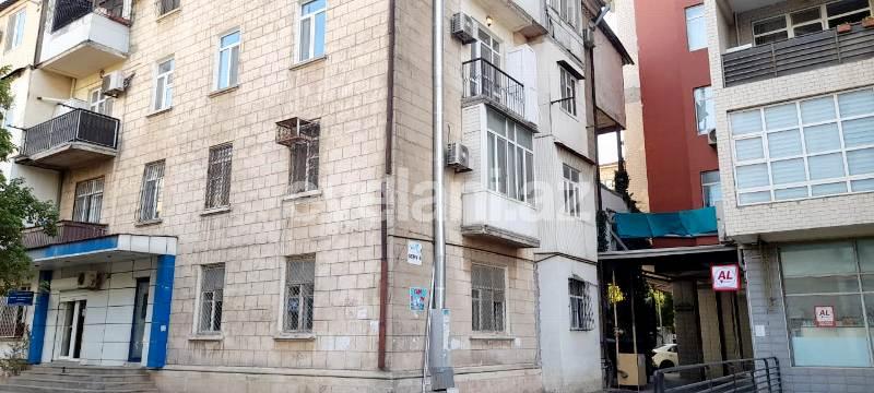 Satılır, köhnə tikili, 4 otaqlı, 102 m², Bakı, Yasamal r.