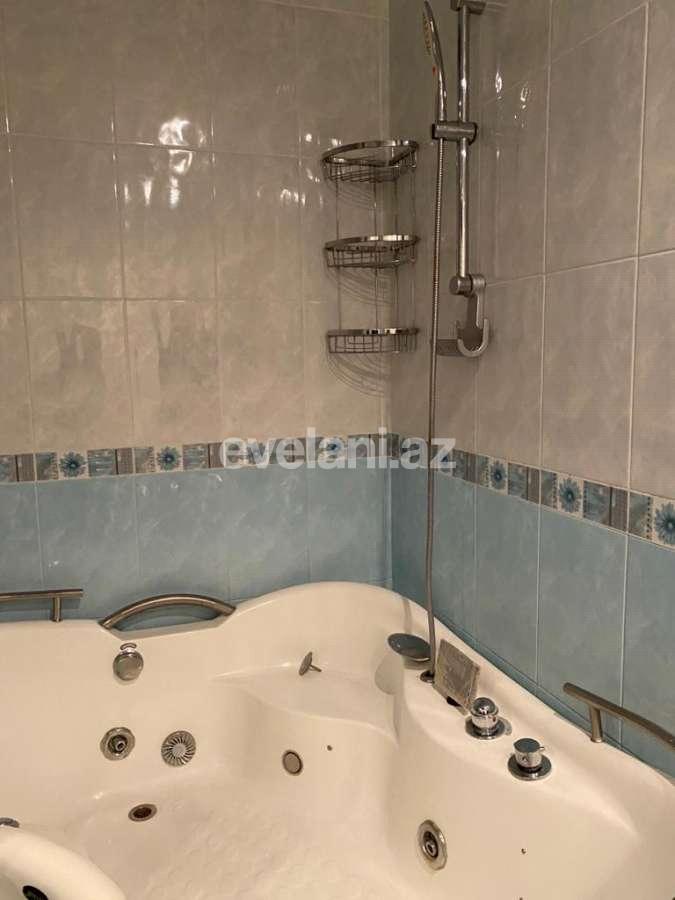 Satılır, yeni tikili, 3 otaqlı, 135 m², Bakı, Binəqədi r, 8-ci mikrorayon q.