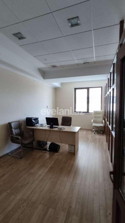 Sale, office, 3 room, 191 m², Baku, Nasimi r.