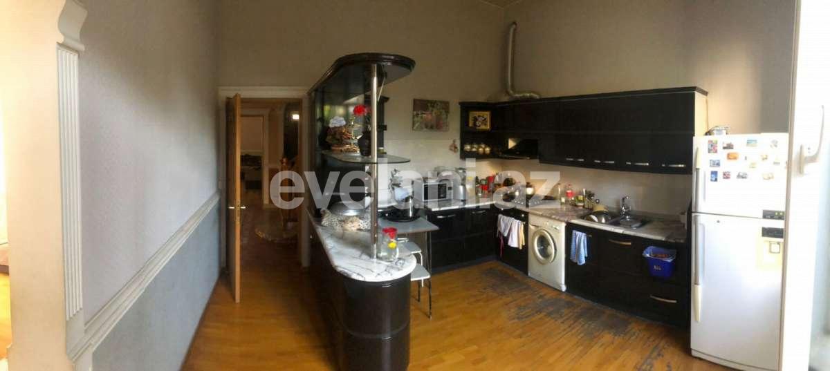 Продаётся, вилла, 6-комнаты, 300 m², Баку, Бинагадинский r, 6-й микрорайон p.