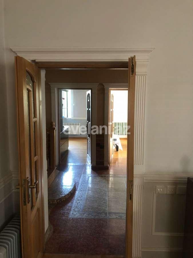 Продаётся, вилла, 6-комнаты, 300 m², Баку, Бинагадинский r, 6-й микрорайон p.