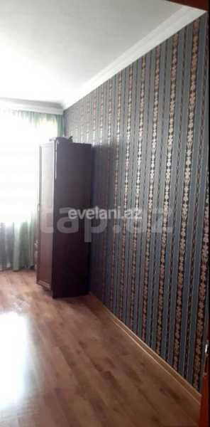 Satılır, köhnə tikili, 3 otaqlı, 50 m², Bakı, Nəsimi r, 4-cü mikrorayon q, Memar Əcəmi m.