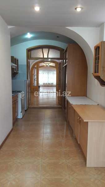 Kirayə verilir, ofis, 3 otaqlı, 90 m², Bakı, Səbail r.