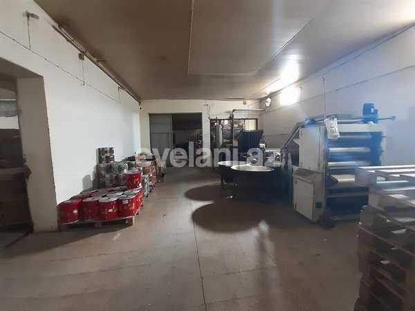 Kirayə verilir, obyekt, 2000 m², Binəqədi r.