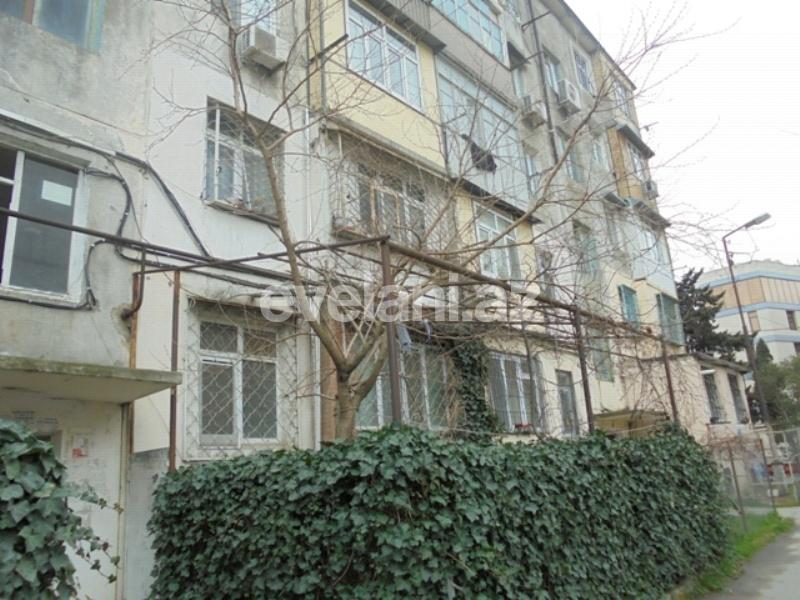 Satılır, köhnə tikili, 2 otaqlı, 55 m², Bakı, Nəsimi r, 5-ci mikrorayon q.
