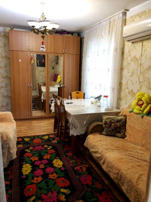 Satılır, köhnə tikili, 2 otaqlı, 30 m², Bakı, Yasamal r.