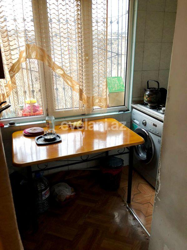 Satılır, köhnə tikili, 2 otaqlı, 30 m², Bakı, Yasamal r.