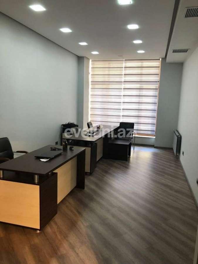 Kirayə verilir, ofis, 5 otaqlı, 200 m², Bakı, Səbail r.