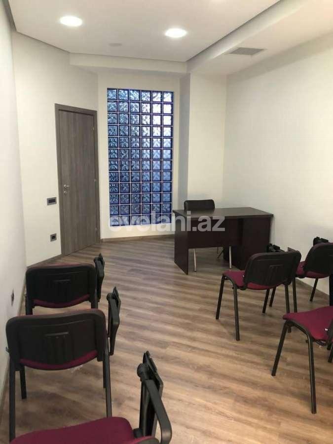Kirayə verilir, ofis, 5 otaqlı, 200 m², Bakı, Səbail r.