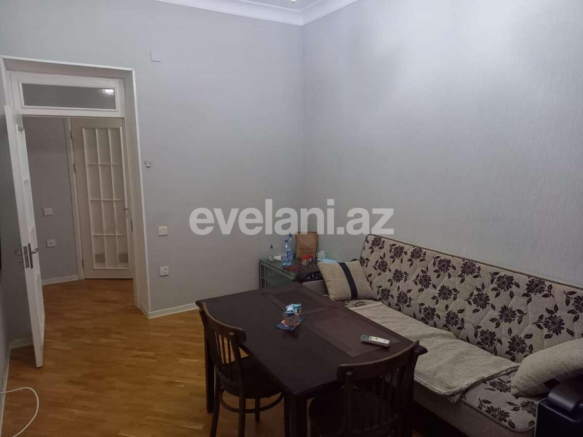 Sale, old building, 2 room, 45 m²