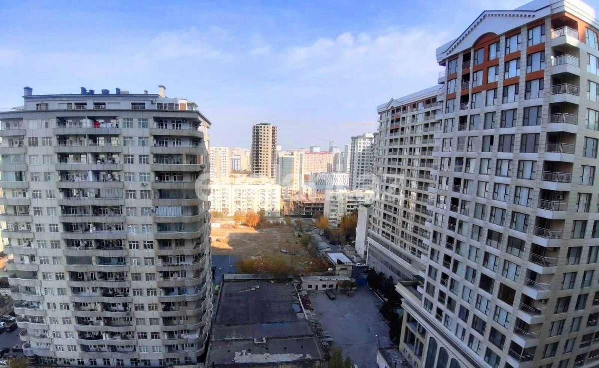 Sale, new building, 4 room, 267 m², Baku, Khatai r.