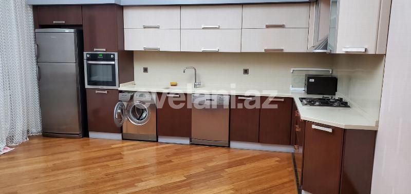 Satılır, həyət evi / bağ, 8 otaqlı, 570 m², Bakı, Abşeron r.