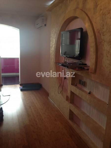 Rent, old building, 2 room, 60 m², Baku, Sabail r.