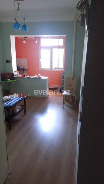 Satılır, köhnə tikili, 3 otaqlı, 50 m², Bakı, Sabunçu r, Bakıxanov q.