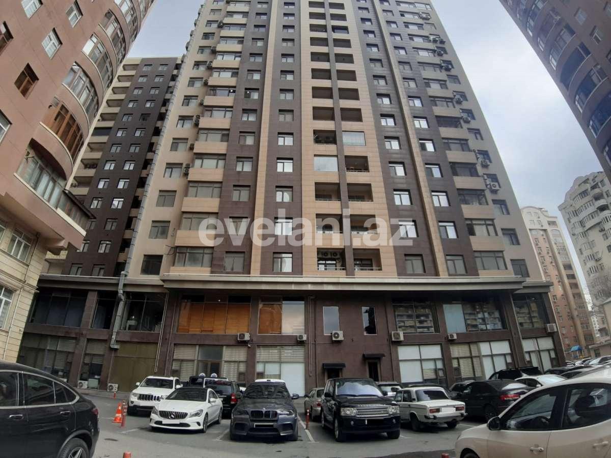 Sale, new building, 4 room, 207 m², Baku, Nasimi r.