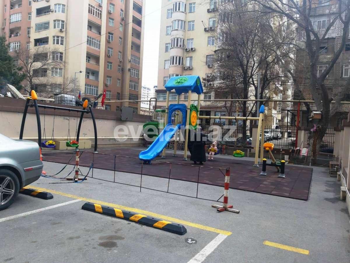 Sale, new building, 4 room, 207 m², Baku, Nasimi r.