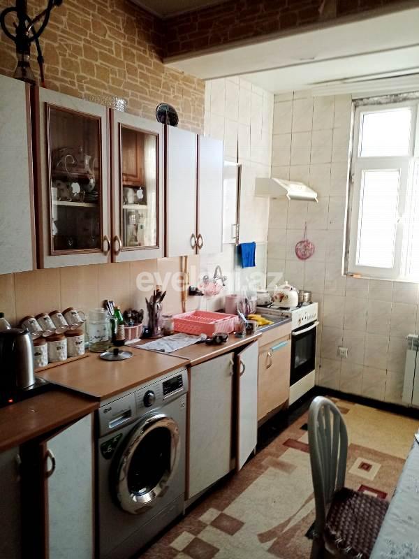 Sale, old building, 3 room, 80 m², Baku, Yasamal r.