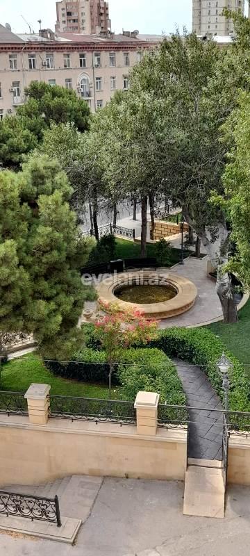 Satılır, köhnə tikili, 3 otaqlı, 85 m², Bakı, Yasamal r.