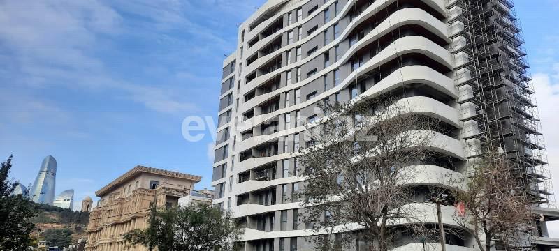 Satılır, yeni tikili, 4 otaqlı, 224 m², Bakı, Səbail r.