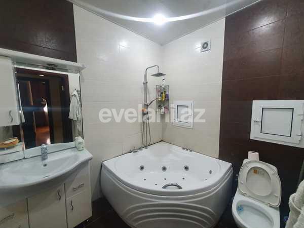 Satılır, yeni tikili, 4 otaqlı, 127 m², Bakı, Nizami r.