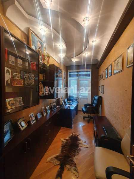 Satılır, yeni tikili, 4 otaqlı, 127 m², Bakı, Nizami r.