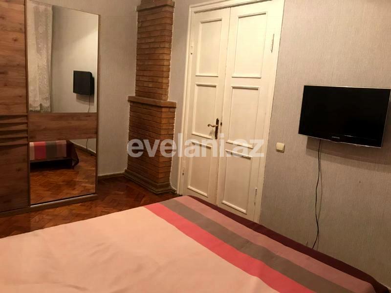 Satılır, köhnə tikili, 3 otaqlı, 75 m², Bakı, Səbail r.