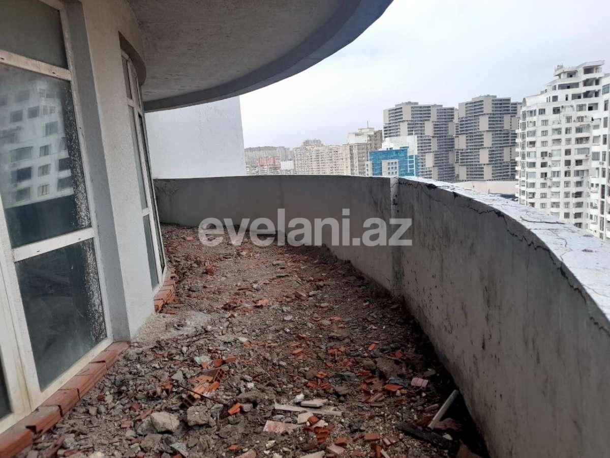Sale, new building, 3 room, 218 m², Baku, Nasimi r.