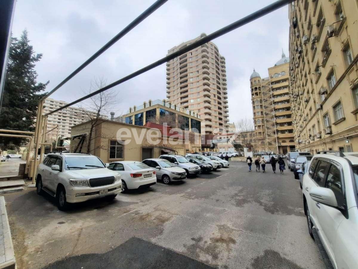 Sale, old building, 3 room, 115 m², Baku, Nasimi r, Nizami m.