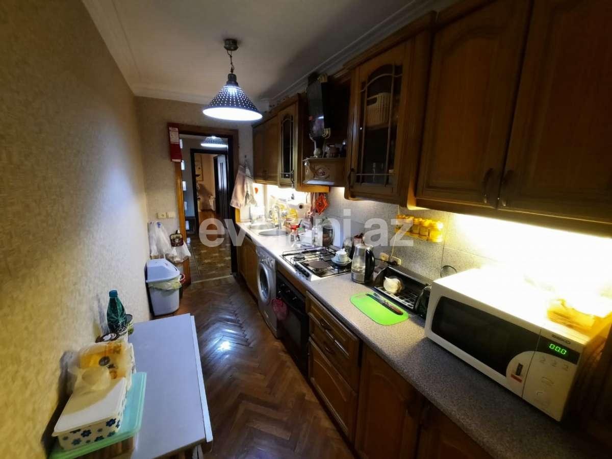 Sale, old building, 3 room, 115 m², Baku, Nasimi r, Nizami m.