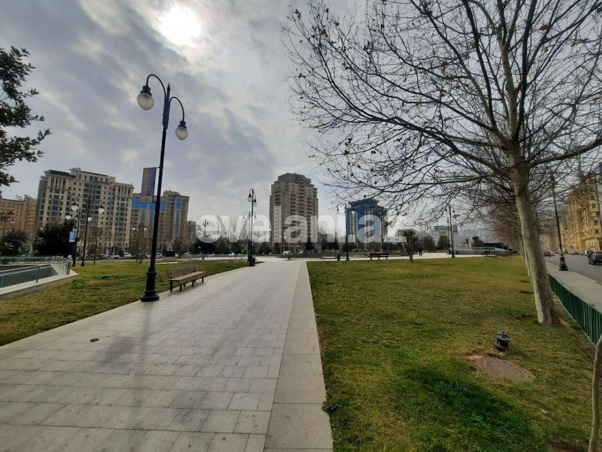 Sale, old building, 3 room, 115 m², Baku, Nasimi r, Nizami m.