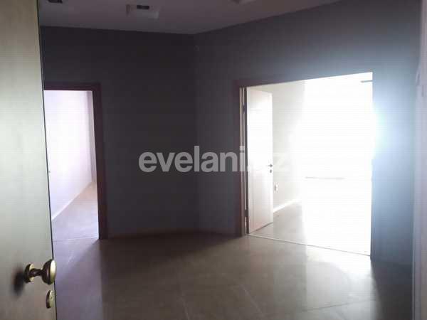 Rent, office, 5 room, 245 m², Baku, Sabail r.